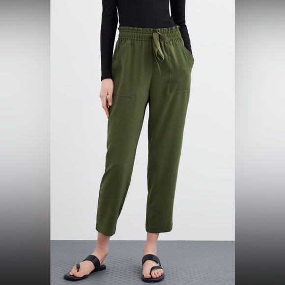 Zara Pants - Zara Army Green Drawstring Casual Pants